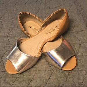 🚫SOLD!!🚫Reaction Kenneth Cole flats!